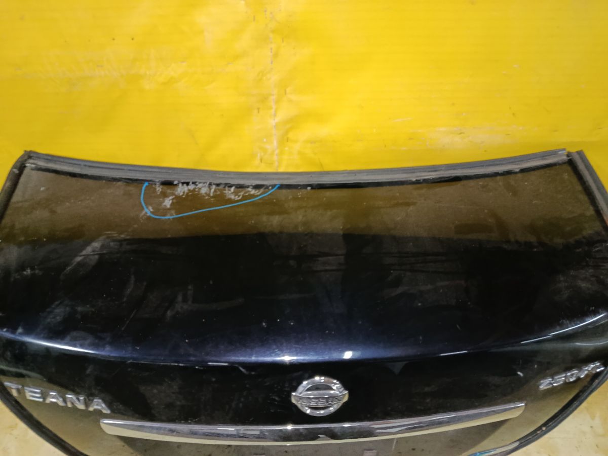 Крышка багажника на Nissan Teana J32 Фото 5
