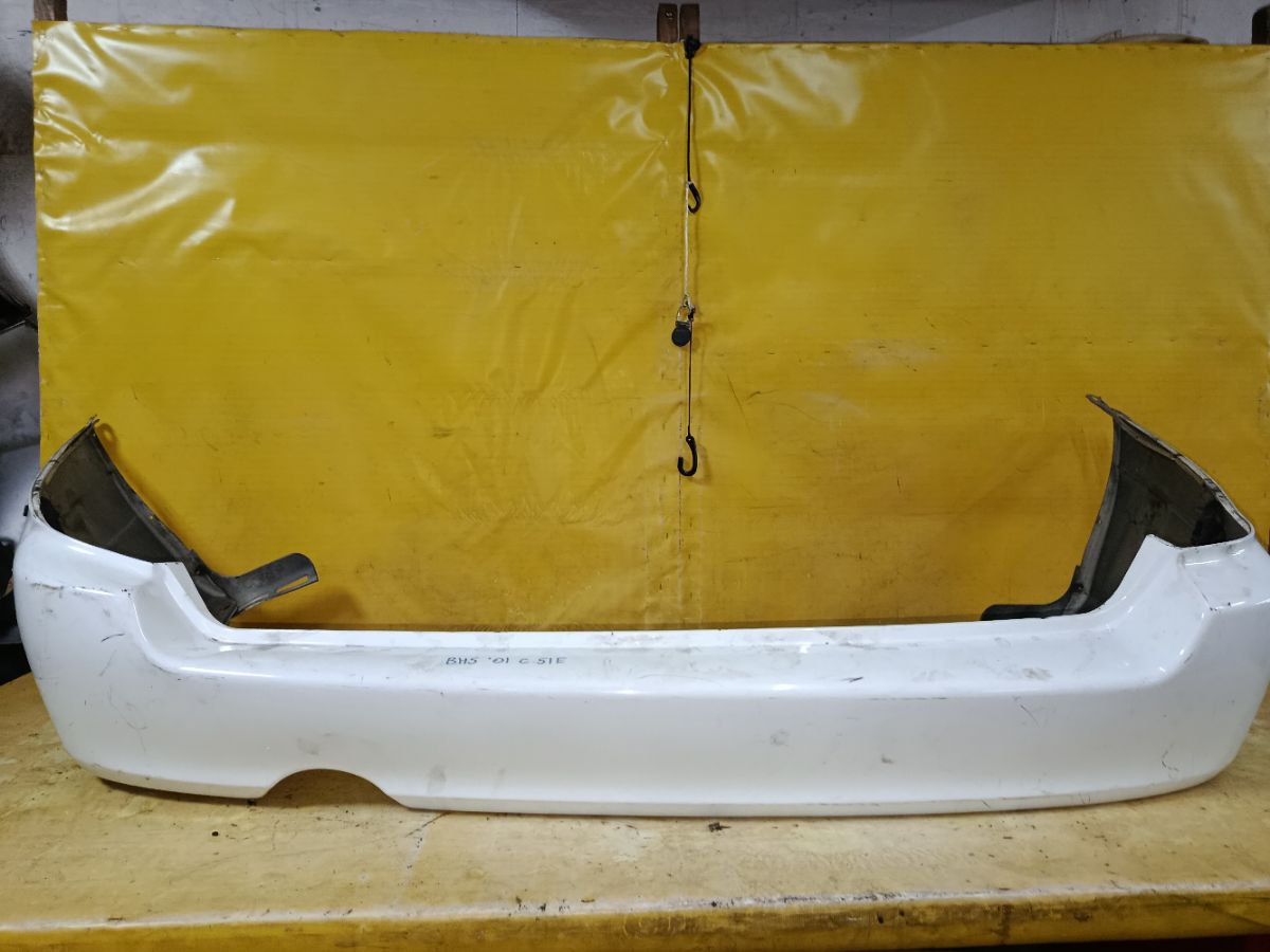 Бампер 57704AE170 на Subaru Legacy Wagon BH5 Фото 1