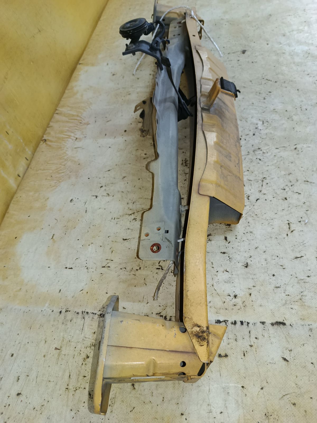 Жесткость бампера на Honda Fit GE6 Фото 3