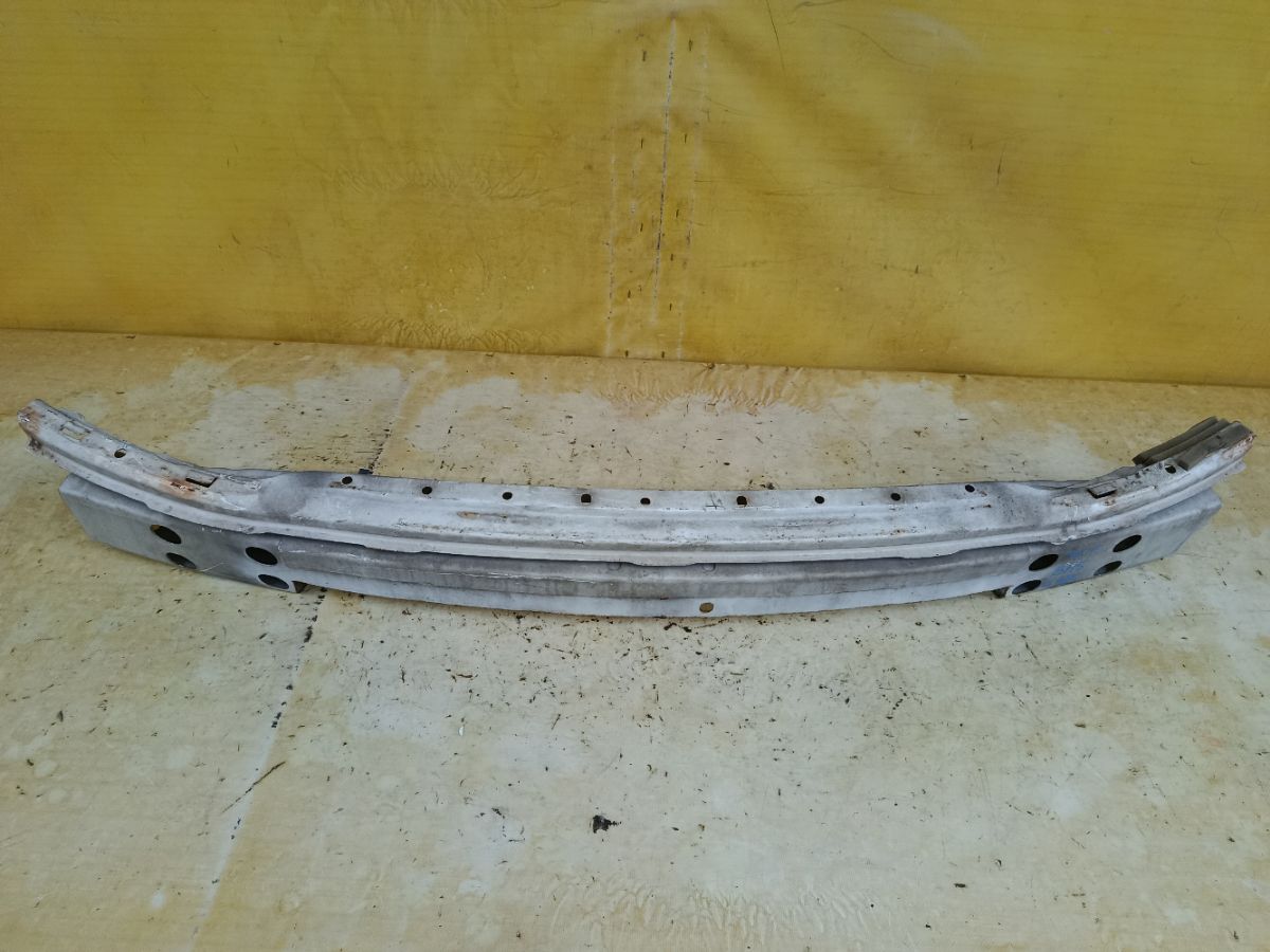 Жесткость бампера на Subaru Legacy Wagon BH5 Фото 1