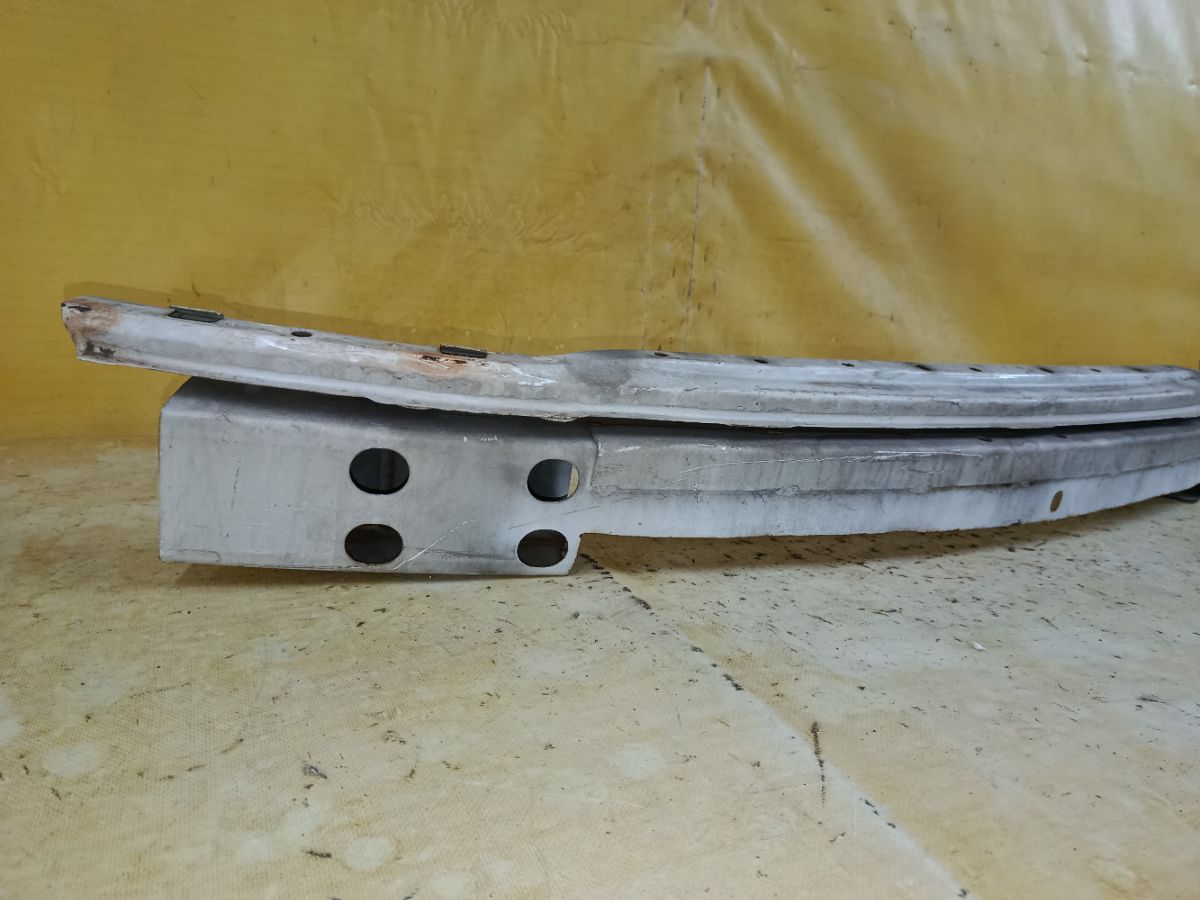 Жесткость бампера на Subaru Legacy Wagon BH5 Фото 3