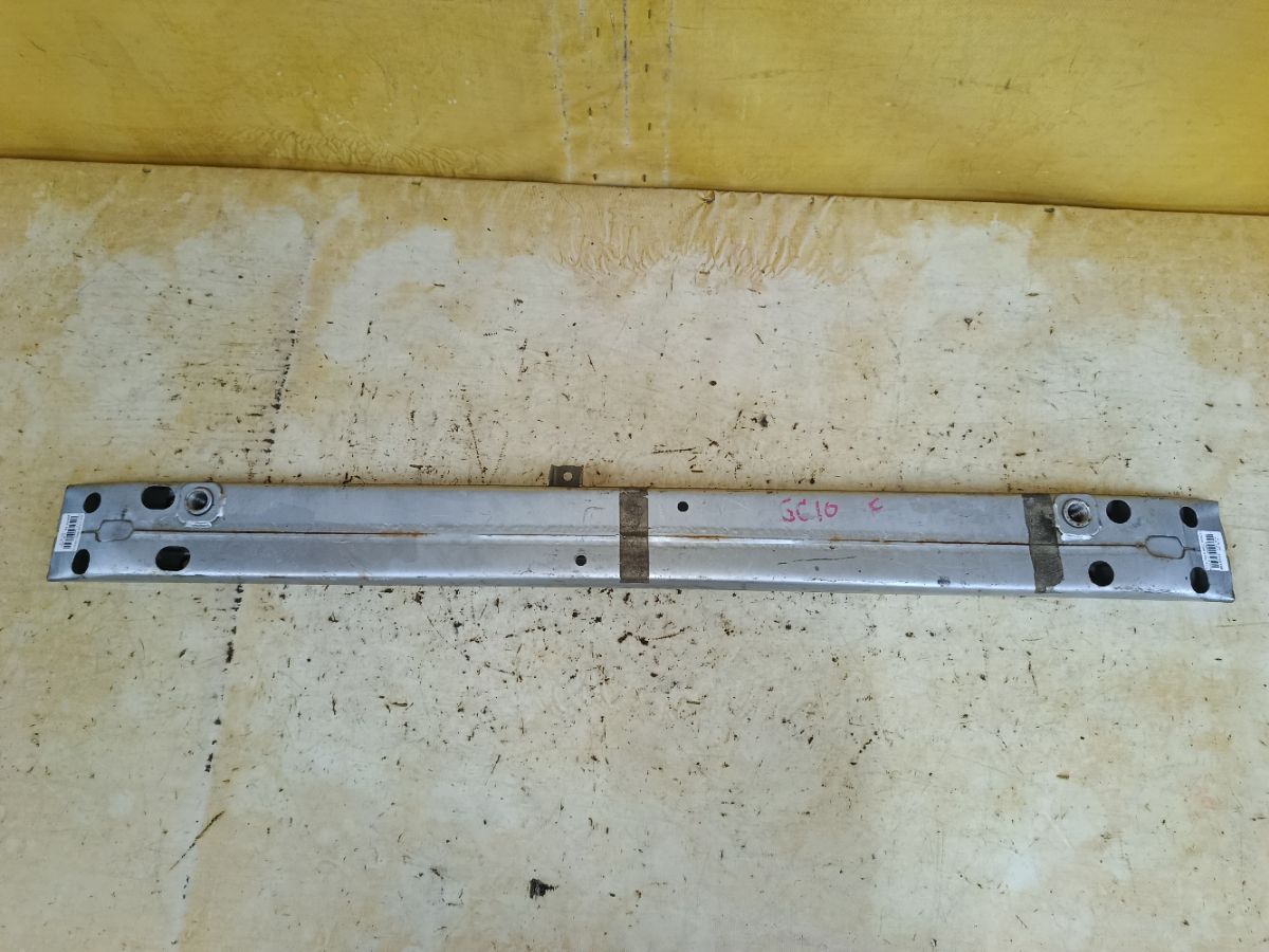 Жесткость бампера на Toyota Passo KGC10 Фото 1