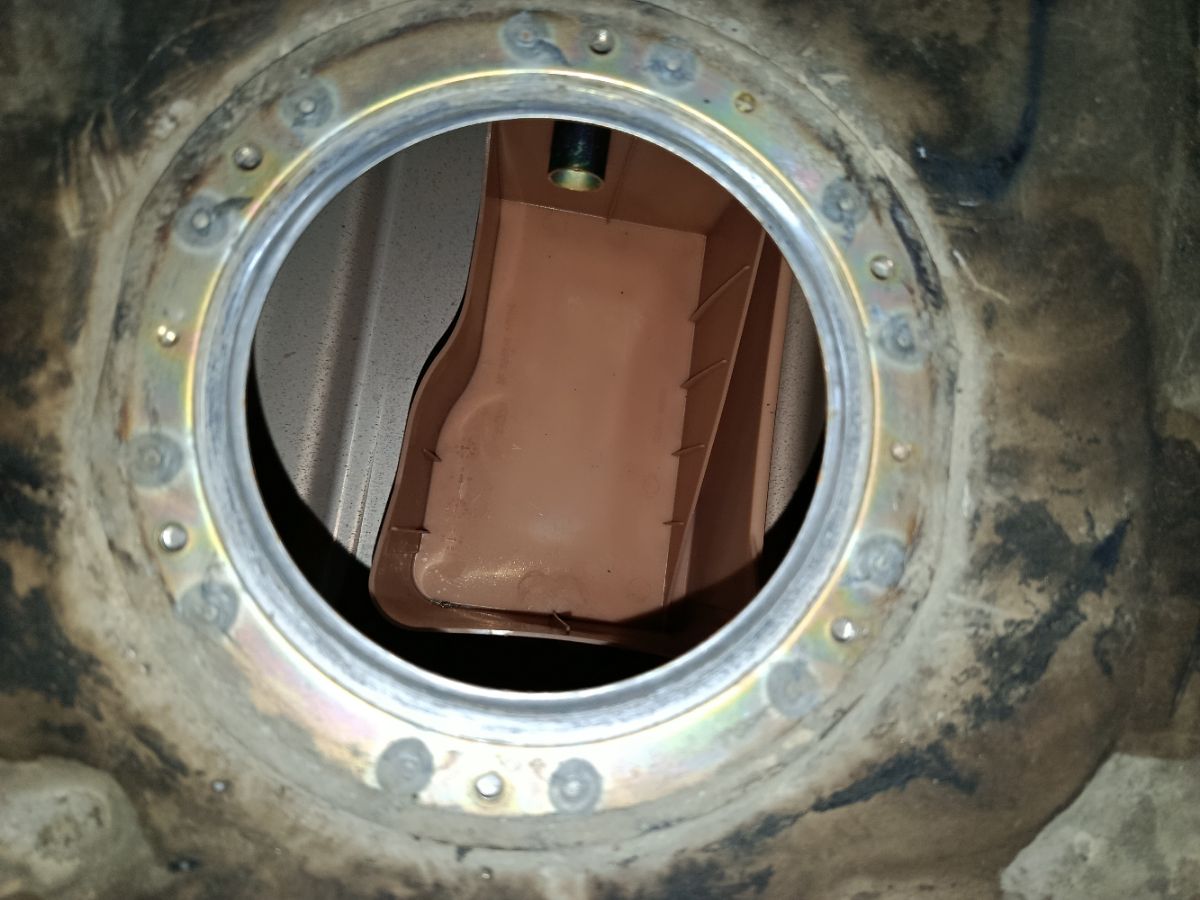 Бак топливный на Nissan Sunny FB15 QG15DE Фото 4