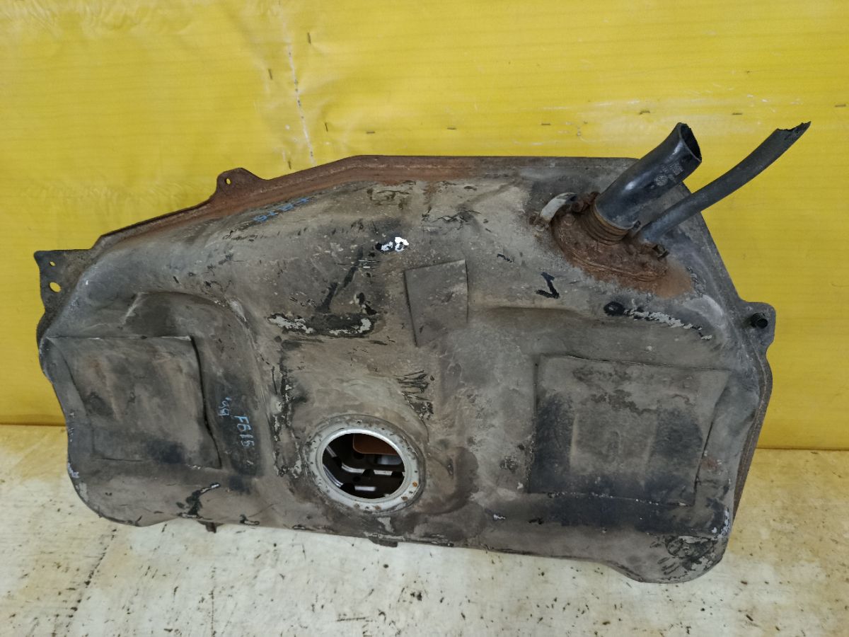 Бак топливный на Nissan Sunny FB15 QG15DE Фото 2