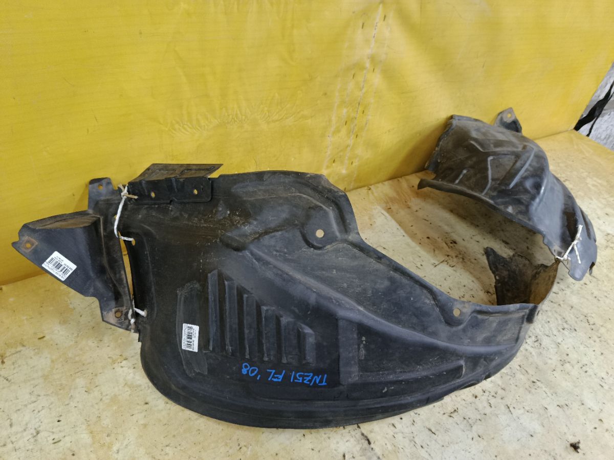 Подкрылок 63841-1AA0A на Nissan Murano TNZ51 QR25DE Фото 3
