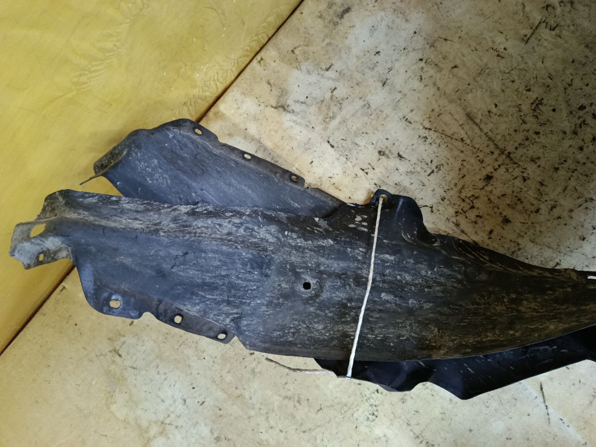 Подкрылок 63842-4M710, 63841-5M310 на Nissan Bluebird Sylphy QNG10 QG18DE Фото 5