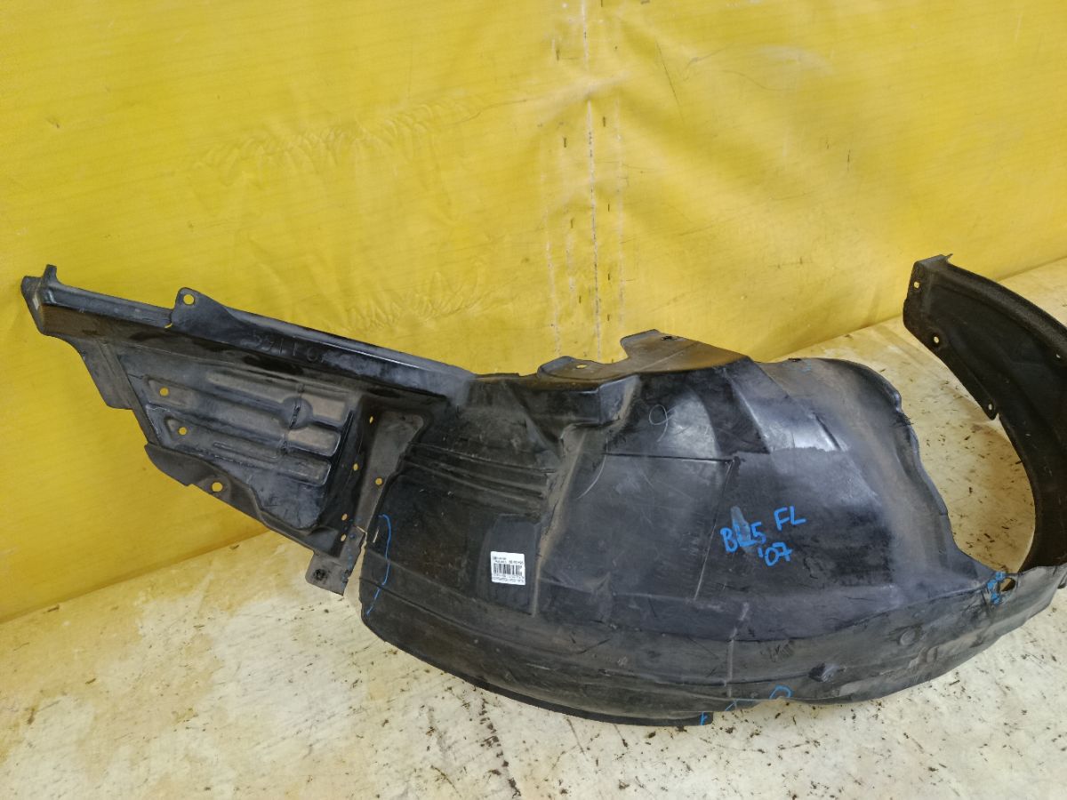 Подкрылок 59110AG011 на Subaru Legacy BL5 EJ20 Фото 4
