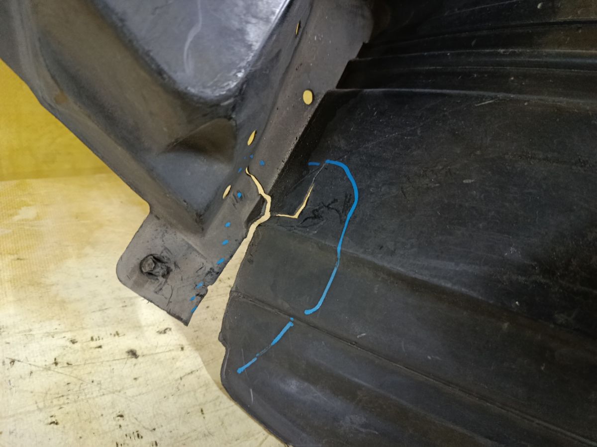 Подкрылок 59110AG011 на Subaru Legacy BL5 EJ20 Фото 5