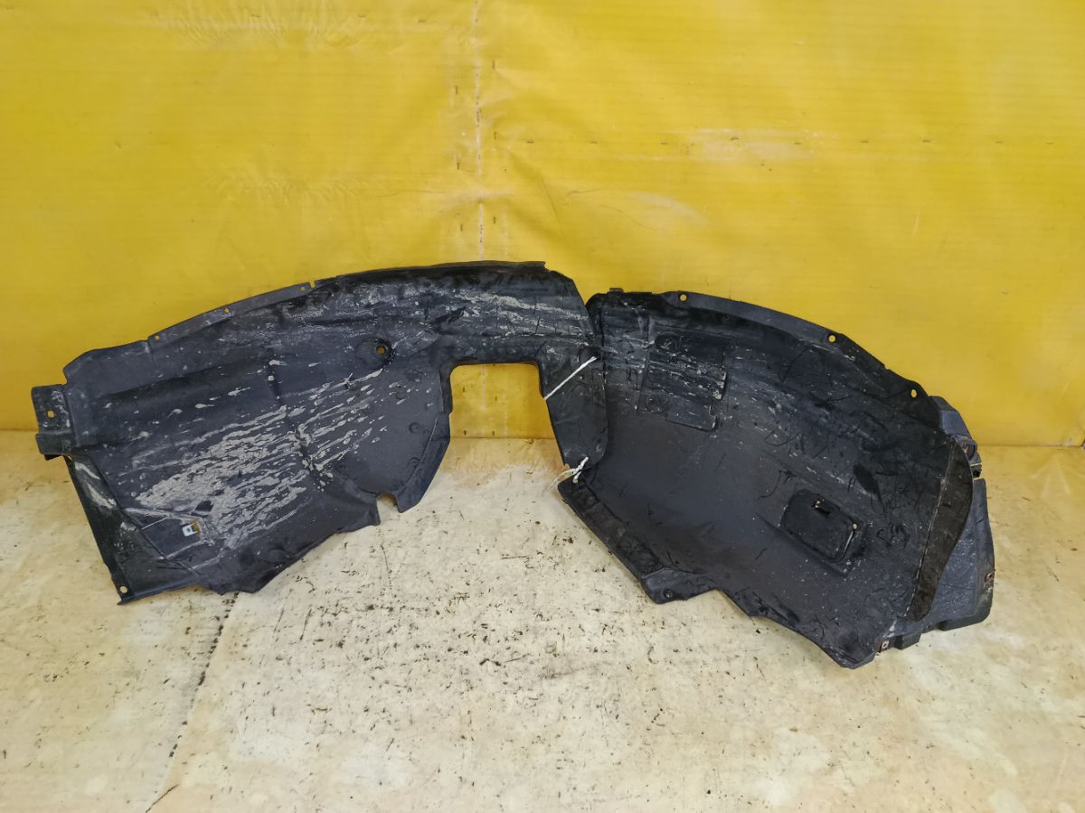 Подкрылок 51717172600, 51717059378 на Bmw 3-Series E91-US72 N46B20BD Фото 1