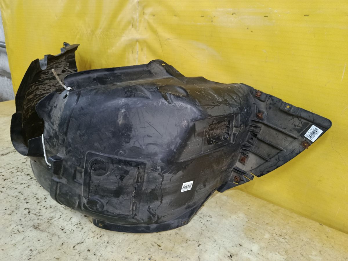 Подкрылок 51717172600, 51717059378 на Bmw 3-Series E91-US72 N46B20BD Фото 2