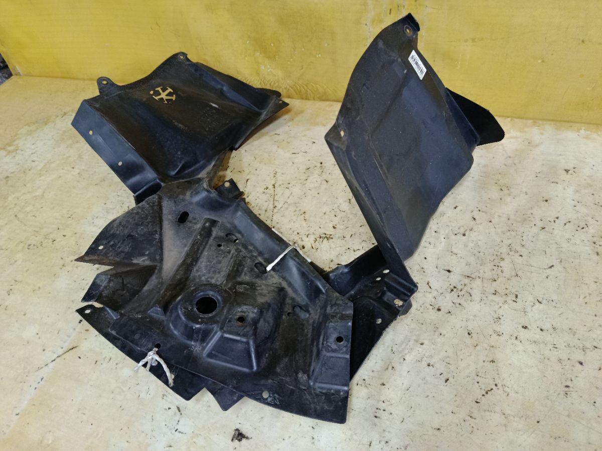 Защита двигателя 5370A286, 5370A285 на Mitsubishi Grandis NA4W 4G69 Фото 2