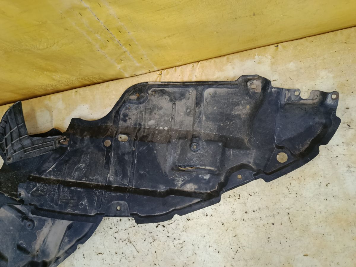 Защита двигателя 51441-33080, 51442-33080, 53736-33040, 53737-28020 на Toyota Camry ACV45 2AZ-FE Фото 2