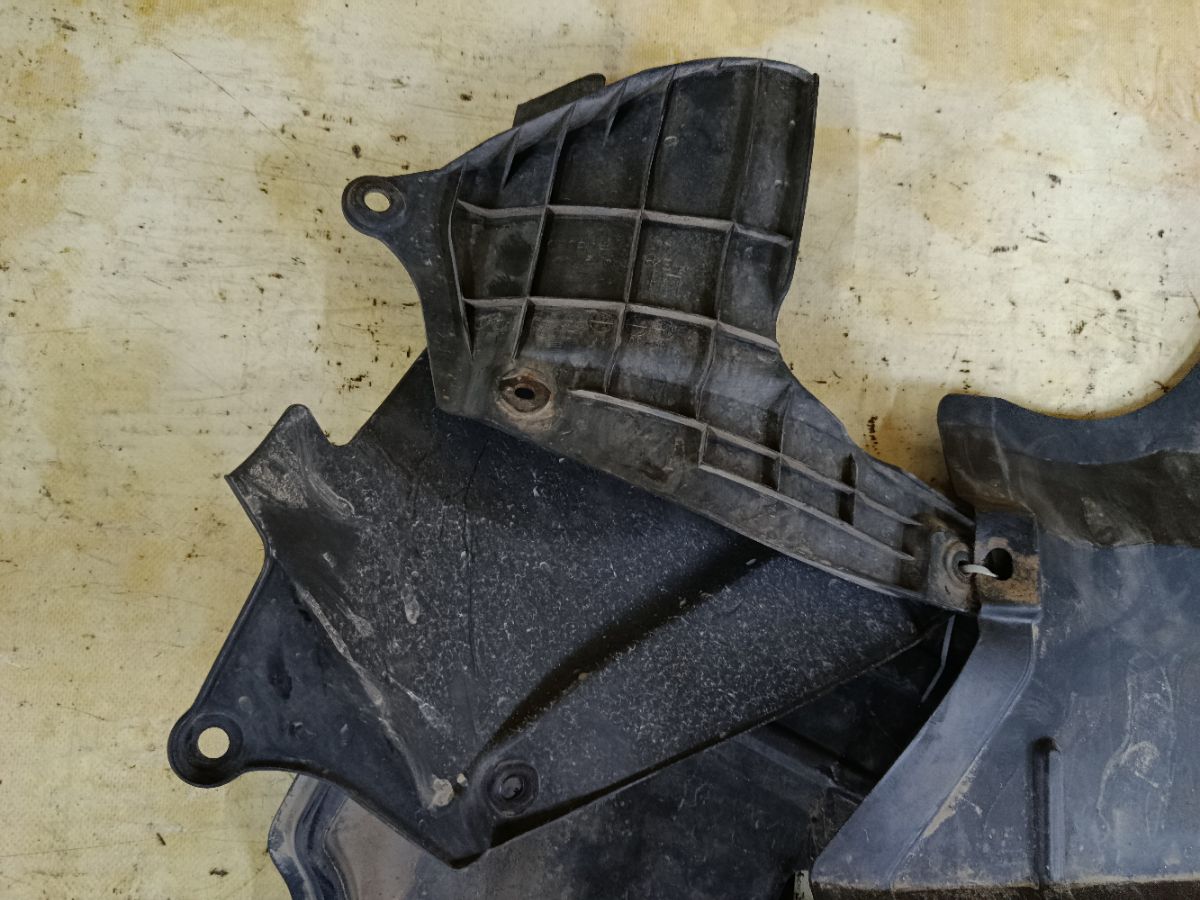 Защита двигателя 51441-33080, 51442-33080, 53736-33040, 53737-28020 на Toyota Camry ACV45 2AZ-FE Фото 5