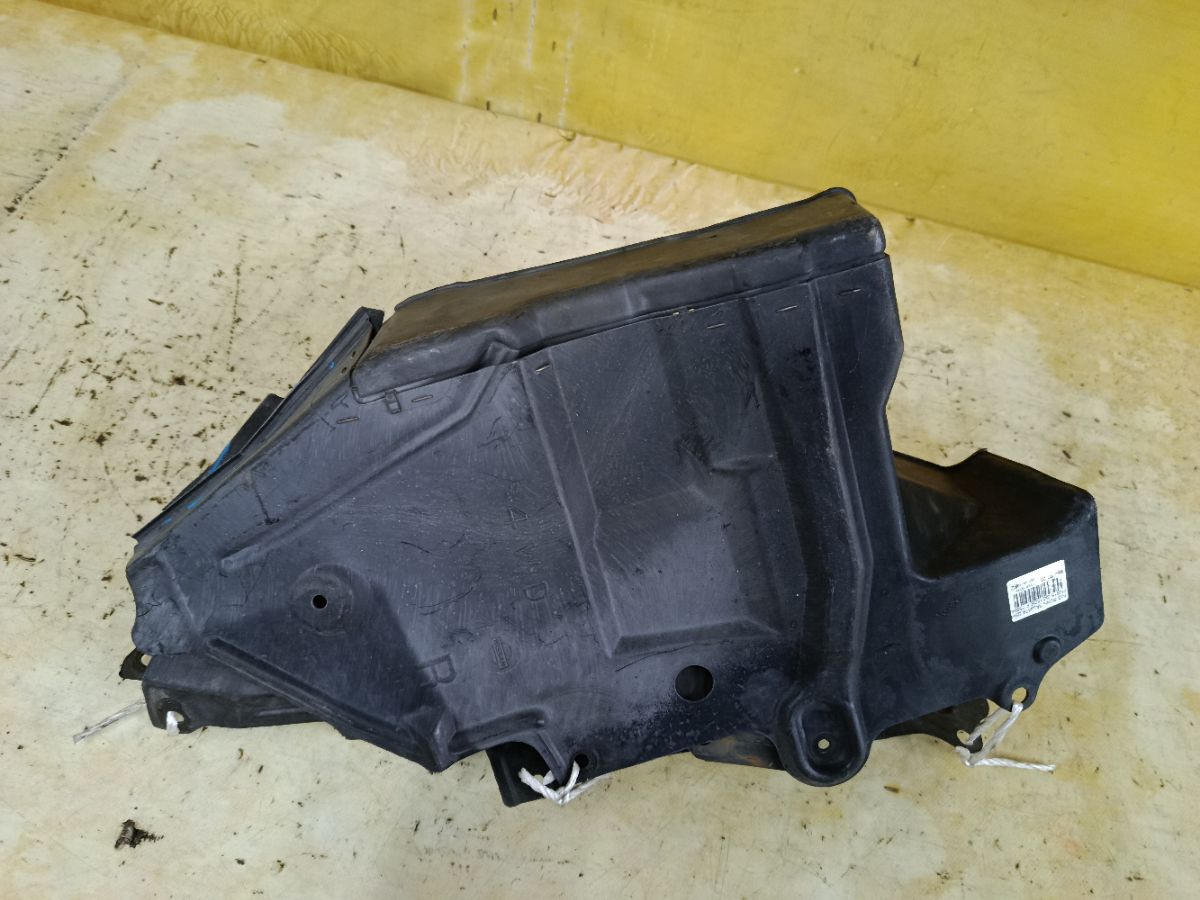 Защита двигателя 75894-4M700, 75893-4M700 на Nissan Sunny FNB15 QG15DE Фото 6