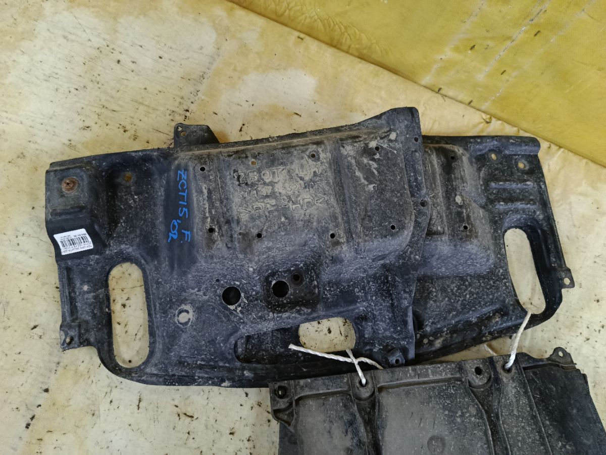 Защита двигателя 51441-32070, 51442-32110, 53736-32060, 53737-32040 на Toyota Opa ZCT15 1ZZ-FE Фото 3