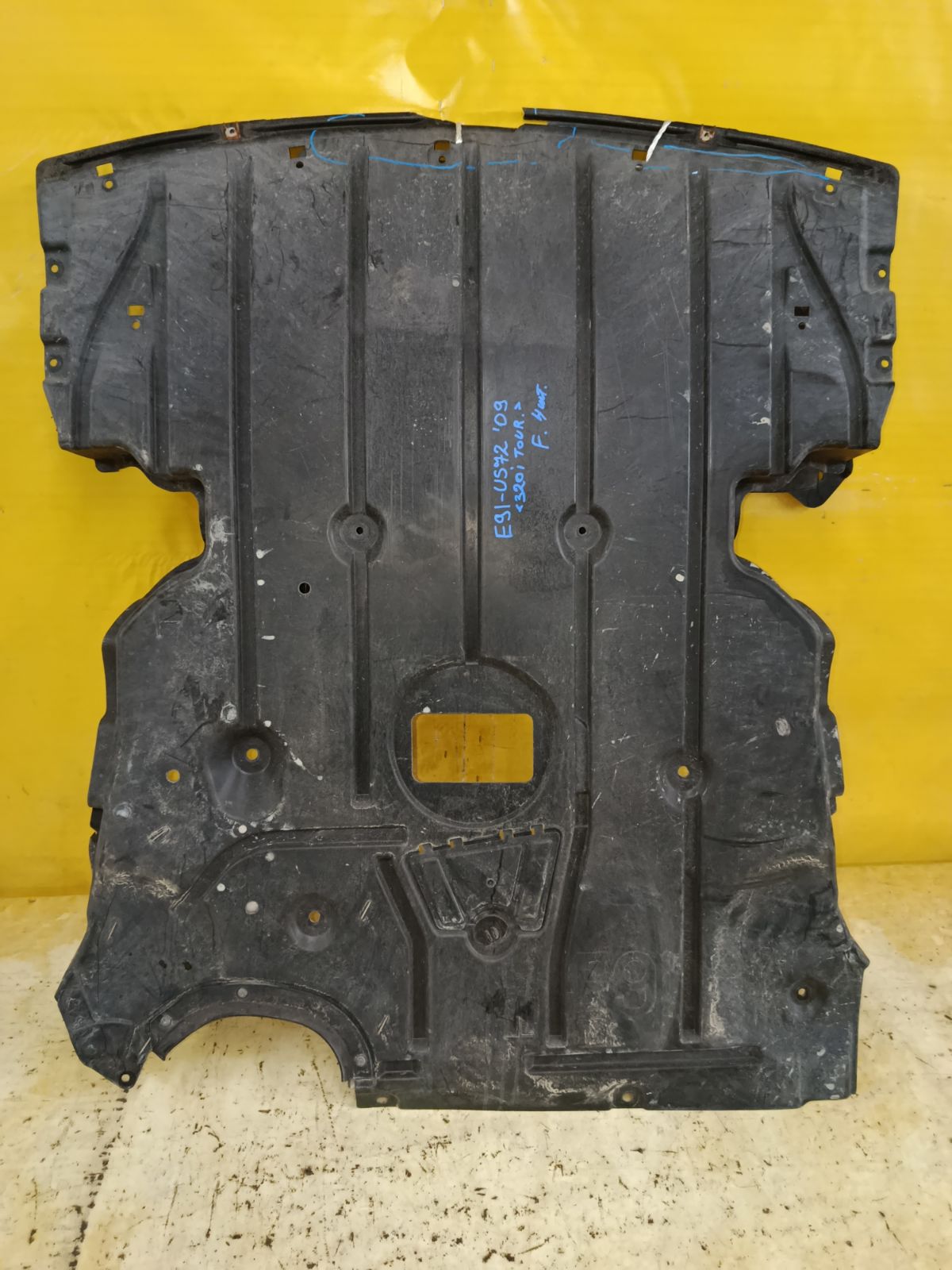 Защита двигателя 51757127361, 51757128503, 51757163362, 5175712934119 на Bmw 3-Series E91-US72 N46B20BD Фото 1