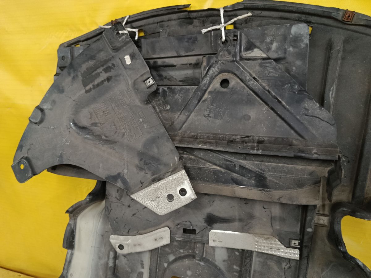 Защита двигателя 51757127361, 51757128503, 51757163362, 5175712934119 на Bmw 3-Series E91-US72 N46B20BD Фото 6