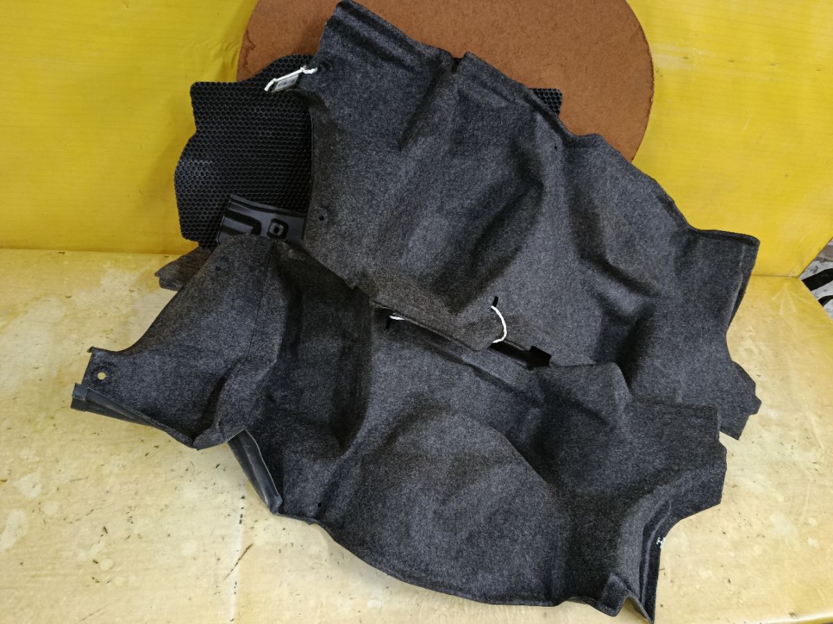 Обшивка багажника 84951-4M420, 84950-4M420, 84920-4M420 на Nissan Sunny FB15 Фото 3