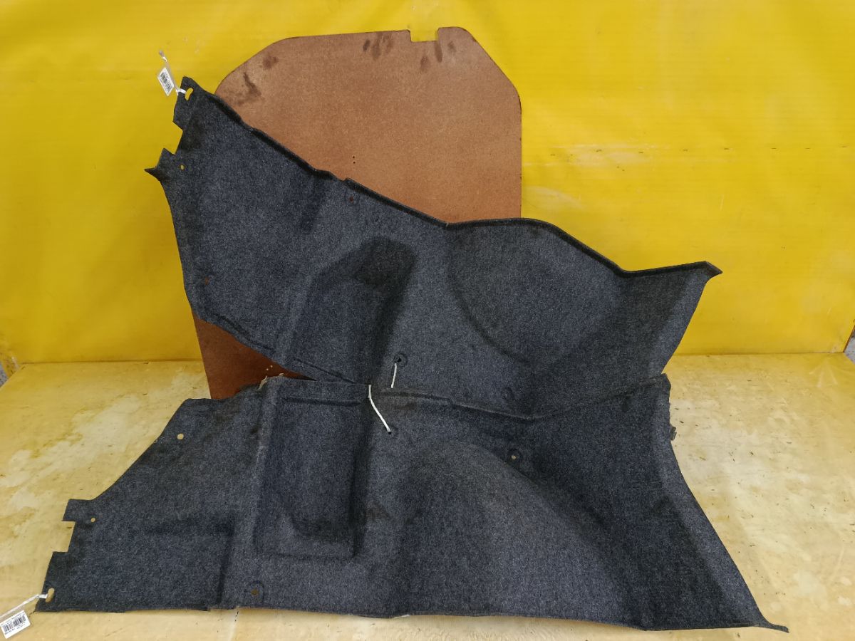 Обшивка багажника на Mitsubishi Lancer Cedia CS2A Фото 1