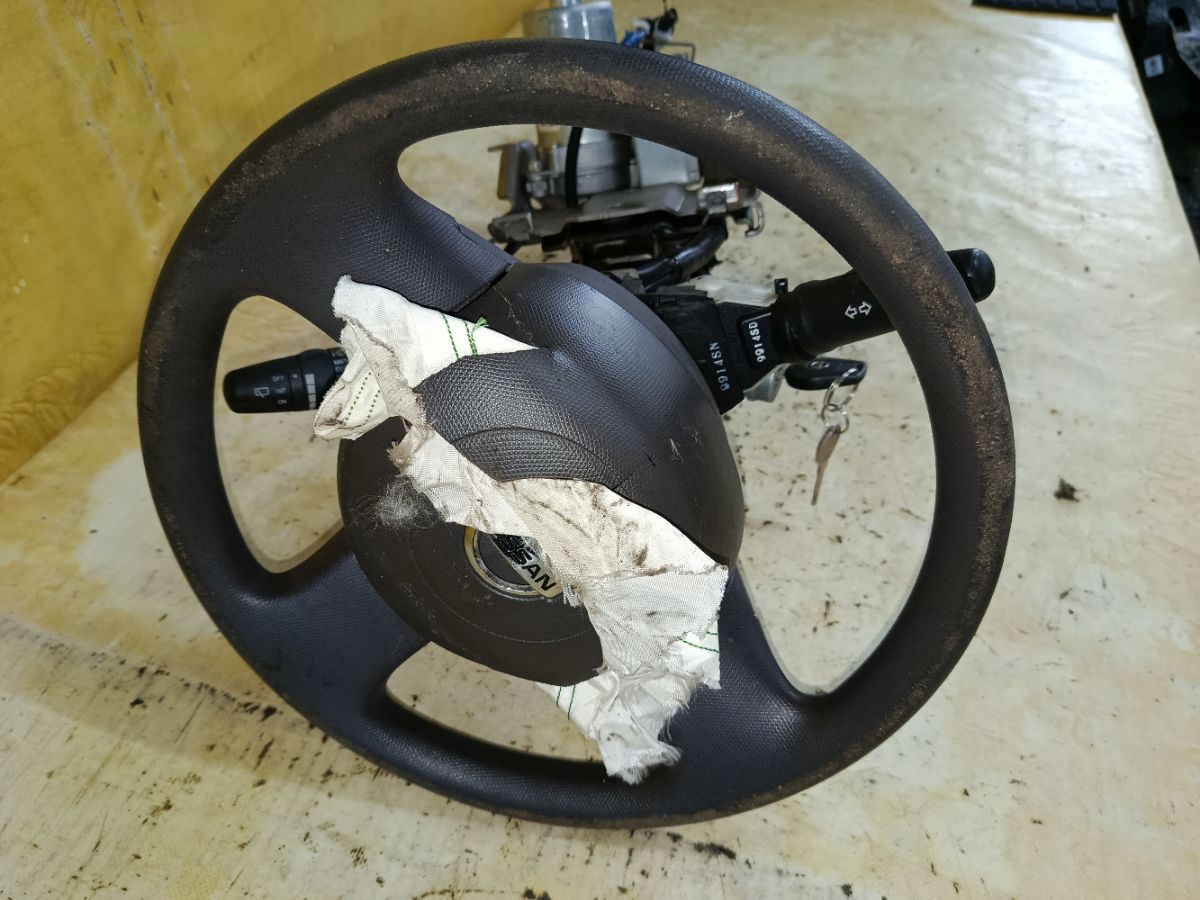 Рулевая колонка на Nissan March AK12 Фото 2