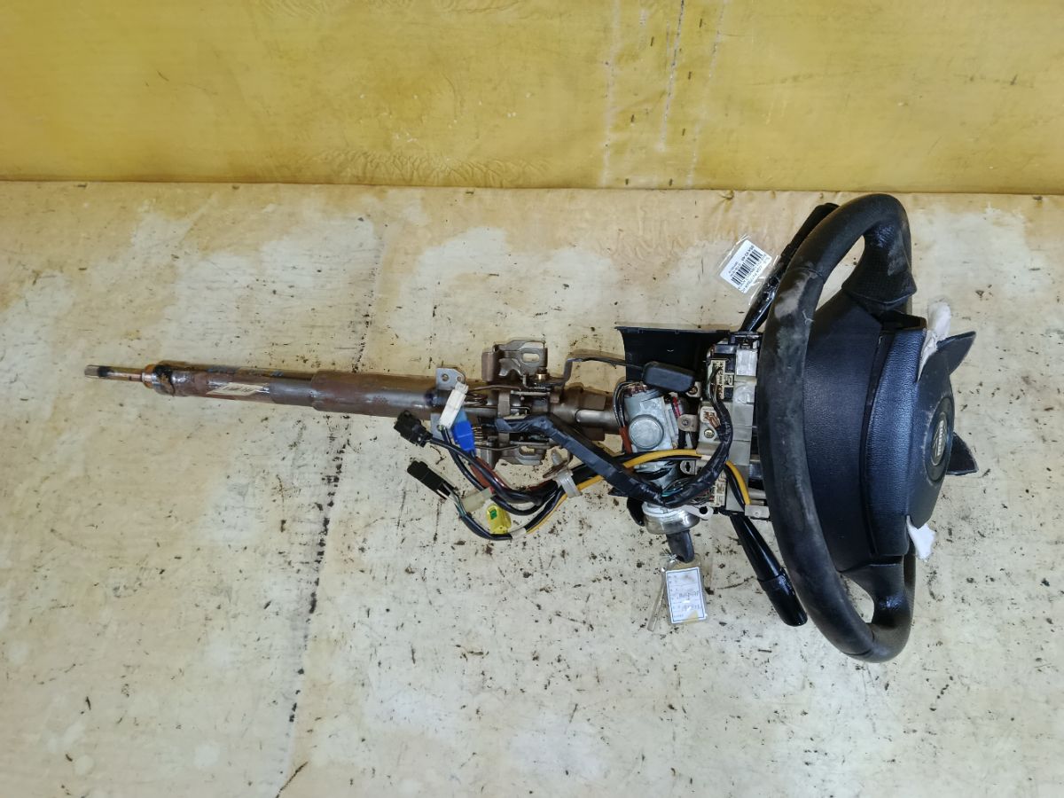 Рулевая колонка на Subaru Legacy Wagon BH5 Фото 1