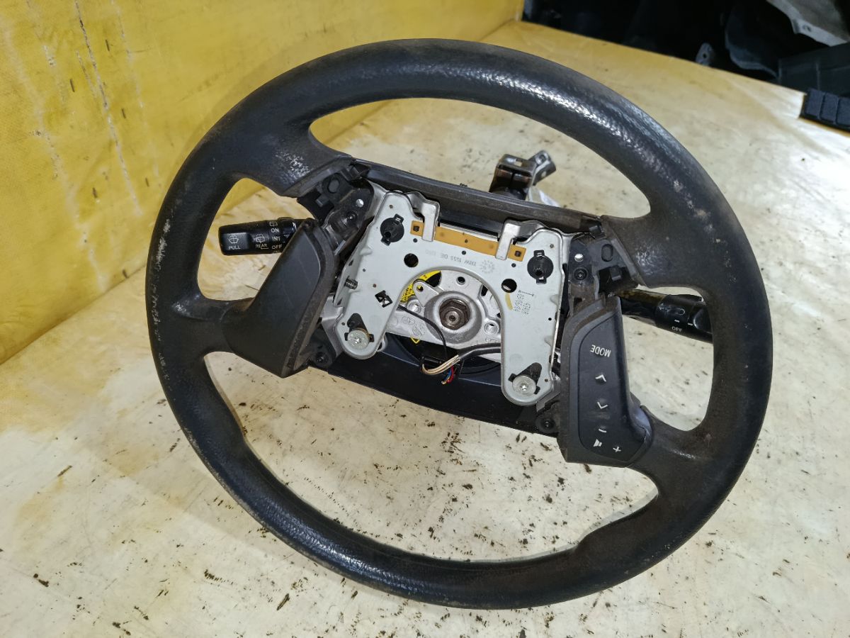 Рулевая колонка на Toyota Avensis AZT250 Фото 2