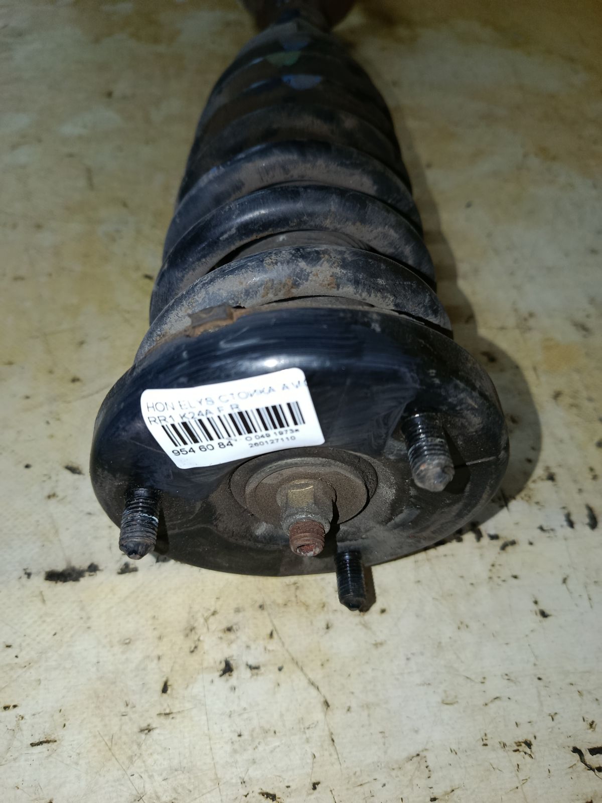 Стойка амортизатора на Honda Elysion RR1 K24A Фото 2