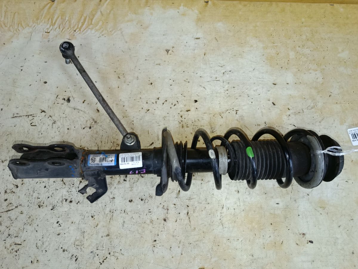 Пружина на Nissan Note E12 HR12DDR Фото 1