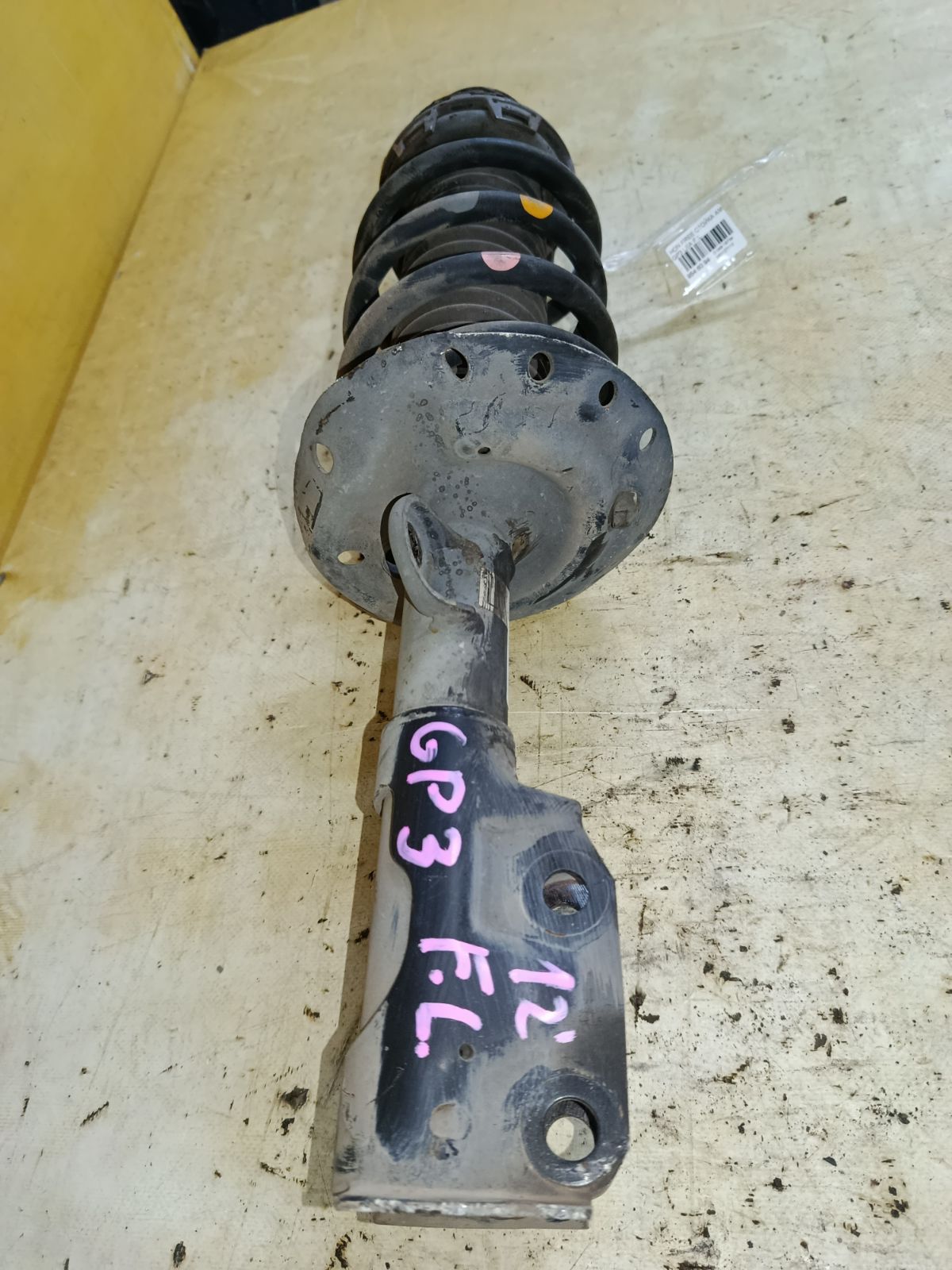 Стойка амортизатора на Honda Freed Hybrid GP3 LEA Фото 4