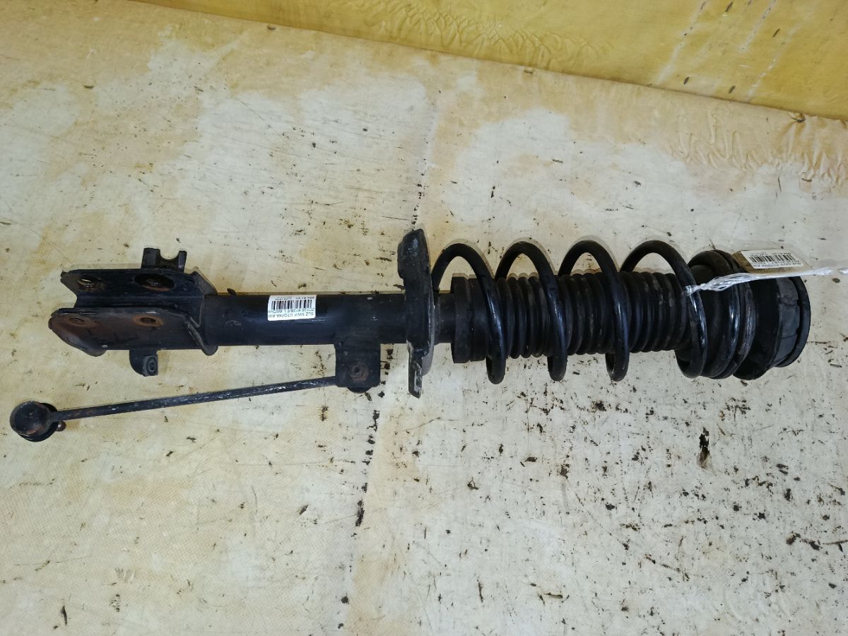 Стойка амортизатора на Suzuki Swift ZD72S K12B Фото 1