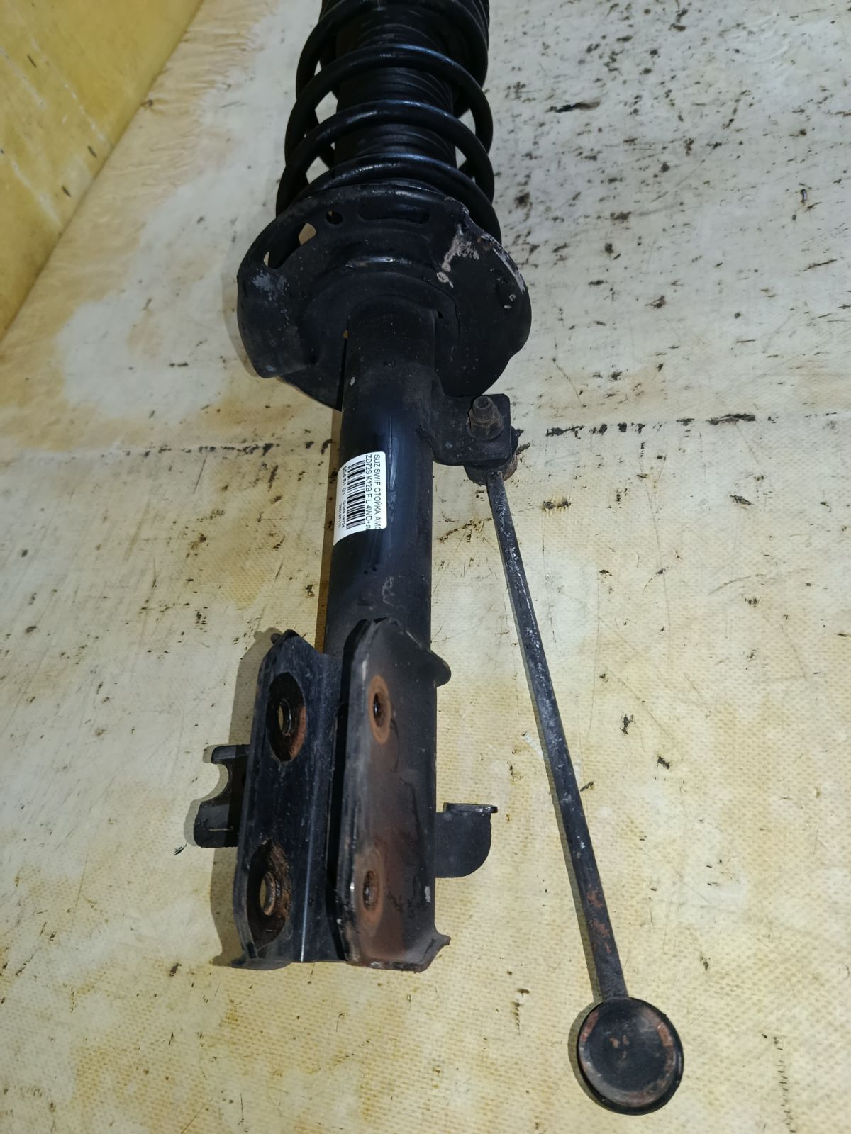 Стойка амортизатора на Suzuki Swift ZD72S K12B Фото 4