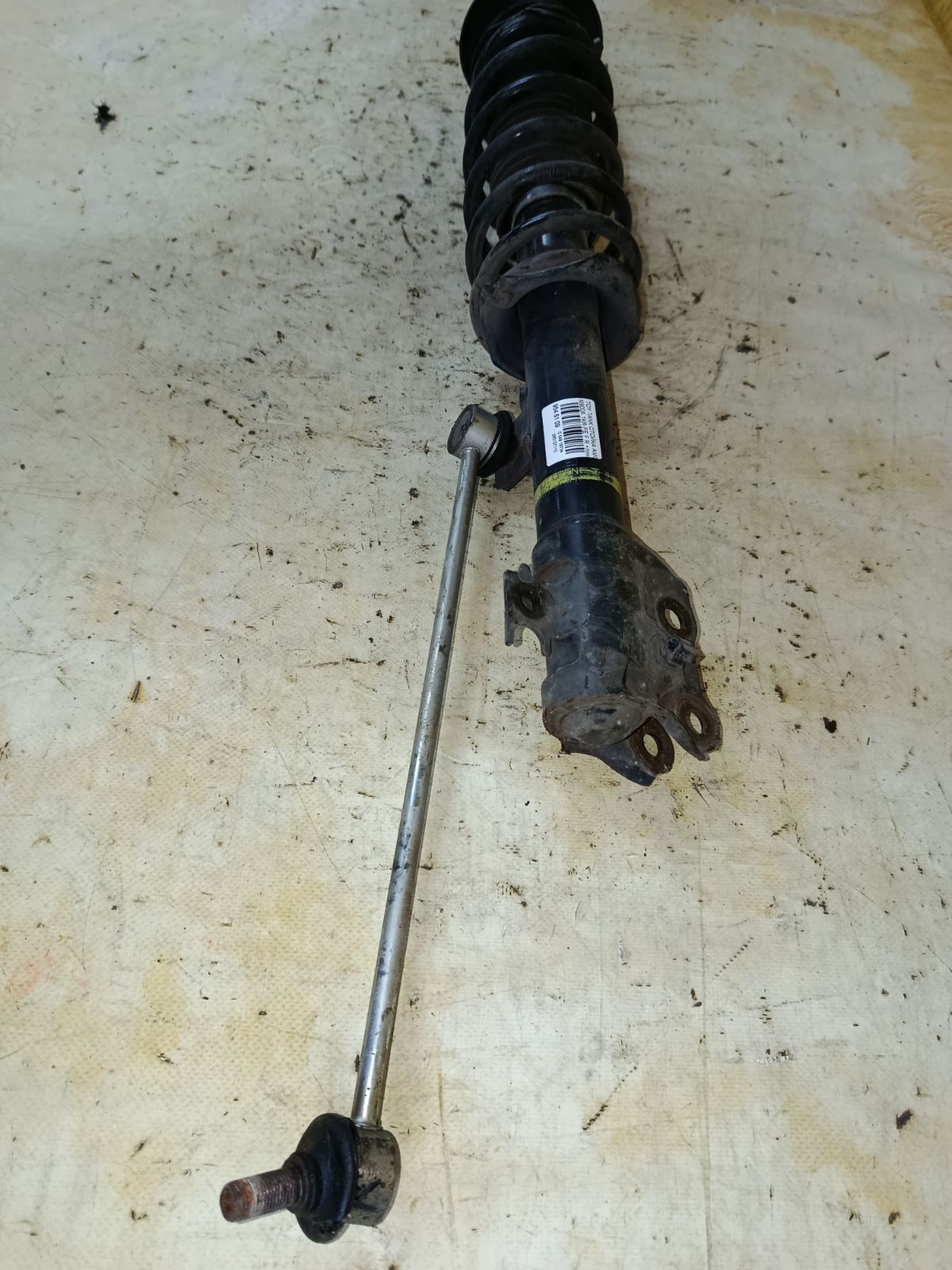 Стойка амортизатора на Toyota Tank M900A 1KR-FE Фото 4