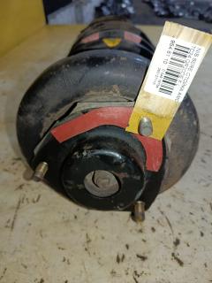 Стойка амортизатора на Nissan Serena TC24 QR20DE Фото 2