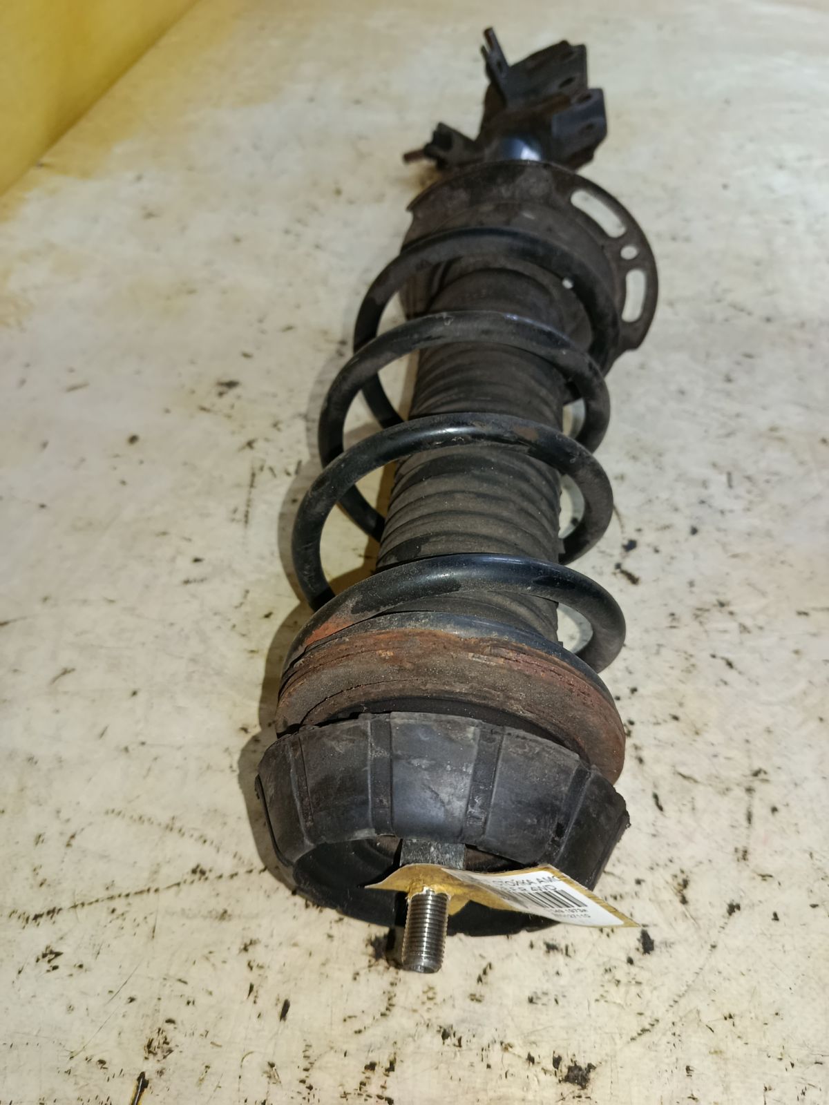 Стойка амортизатора на Suzuki Swift ZD72S K12B Фото 2