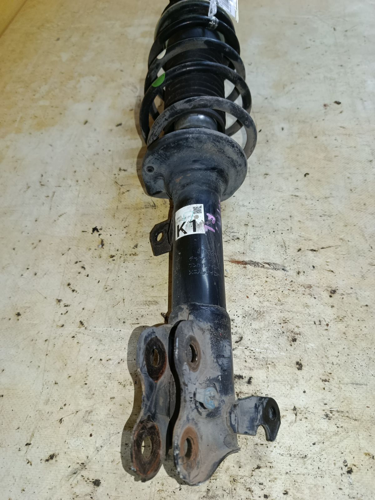 Стойка амортизатора на Suzuki Solio MA36S K12C Фото 4