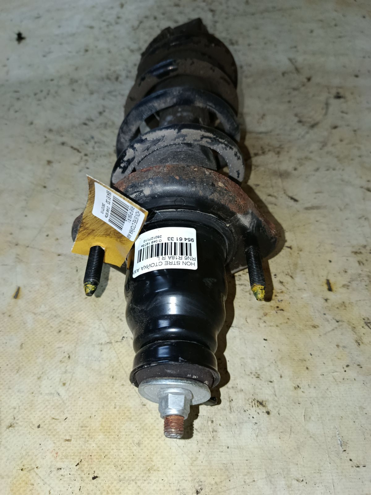 Стойка амортизатора на Honda Stream RN6 R18A Фото 2