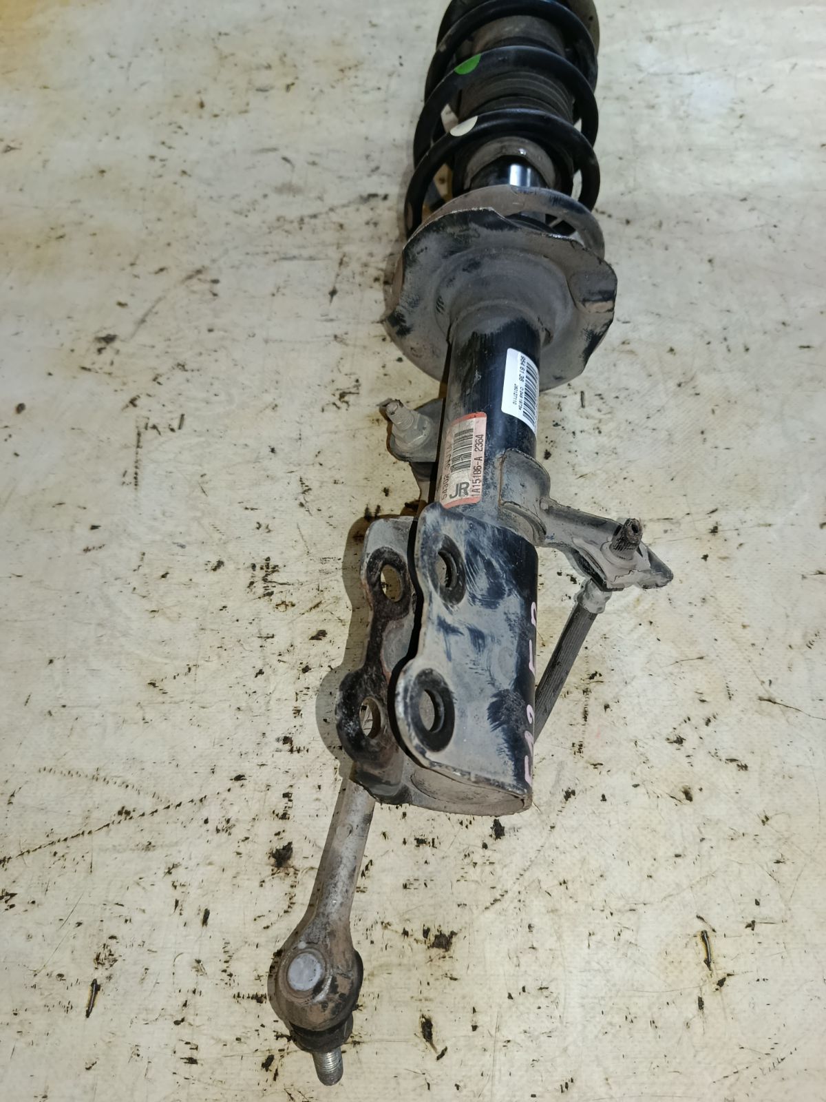 Стойка амортизатора на Nissan Note E12 HR12DDR Фото 4