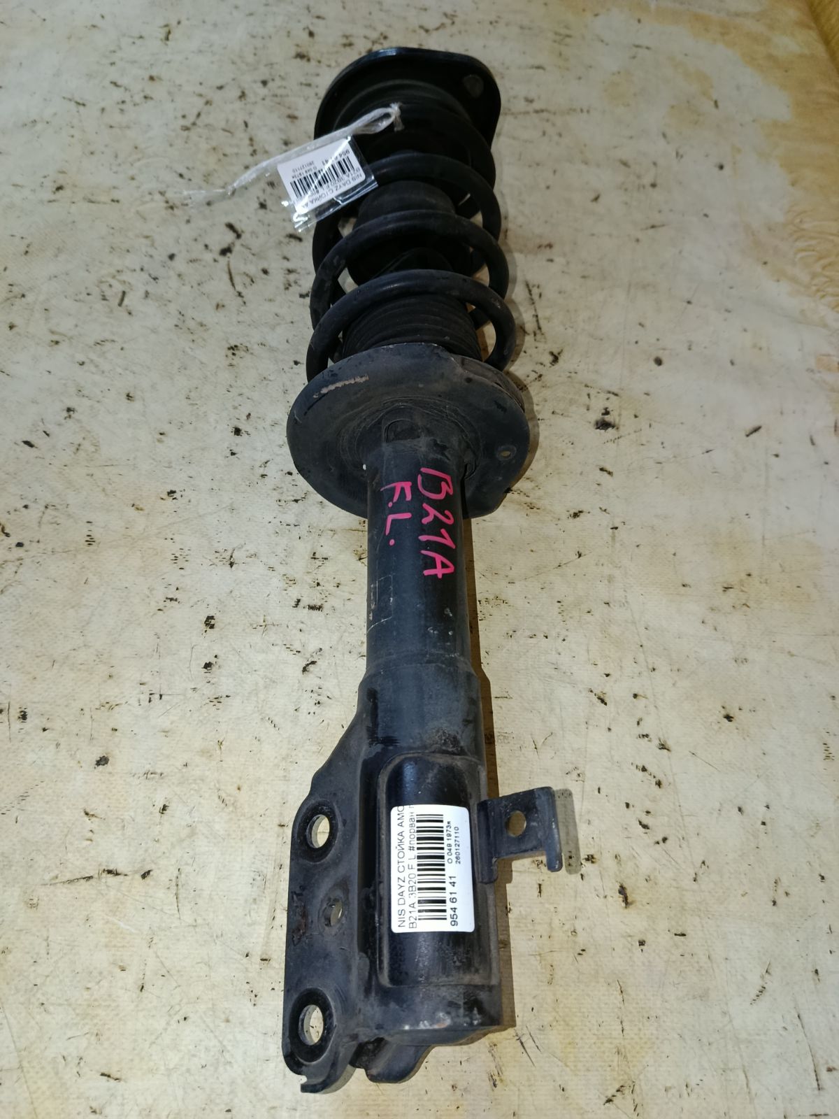 Стойка амортизатора на Nissan Dayz Roox B21A 3B20 Фото 4
