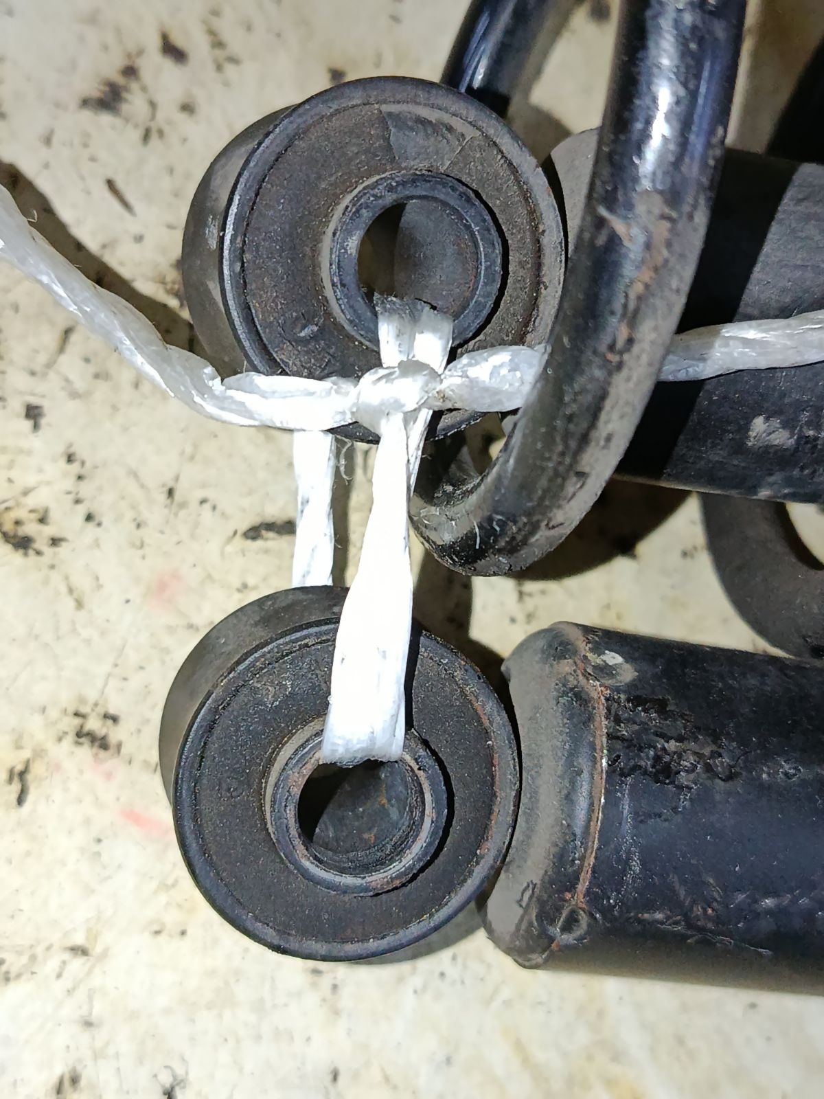 Амортизатор на Nissan Dayz Roox B21A Фото 4