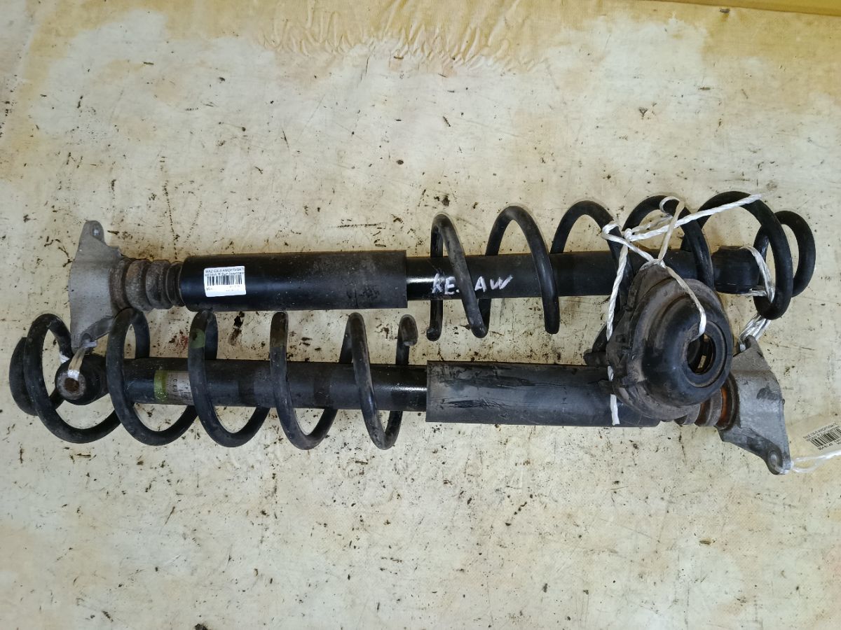 Амортизатор на Mazda Cx-5 KE2AW Фото 1