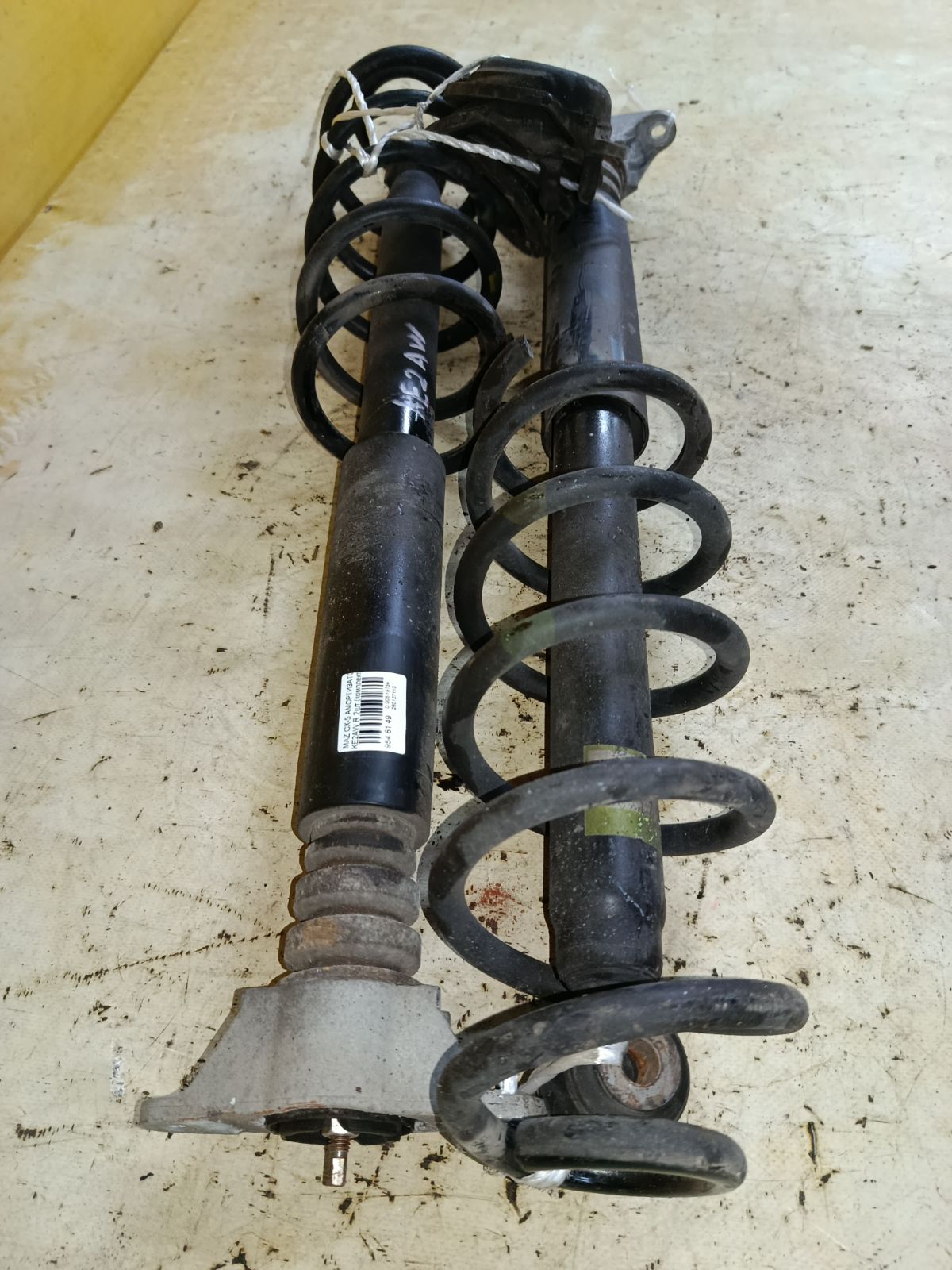 Амортизатор на Mazda Cx-5 KE2AW Фото 2