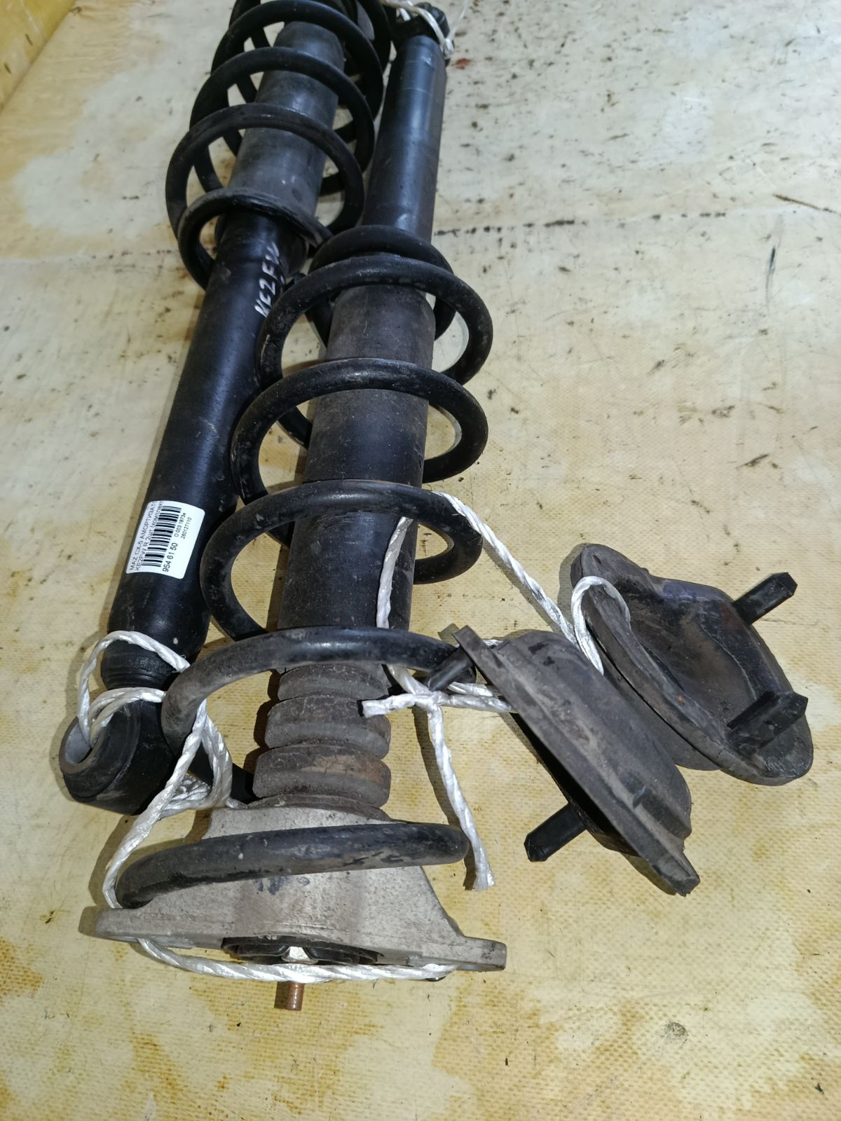 Амортизатор на Mazda Cx-5 KE2FW Фото 4