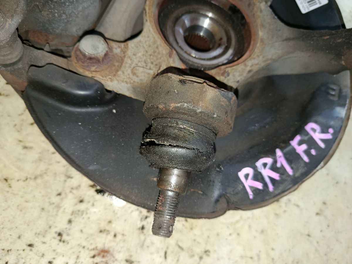 Ступица на Honda Elysion RR1 K24A Фото 2