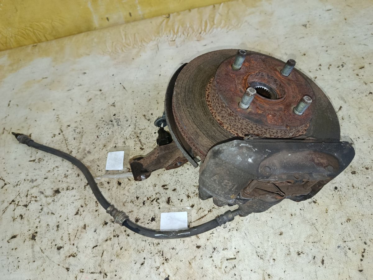 Ступица на Mazda Demio DW3W B3 Фото 2