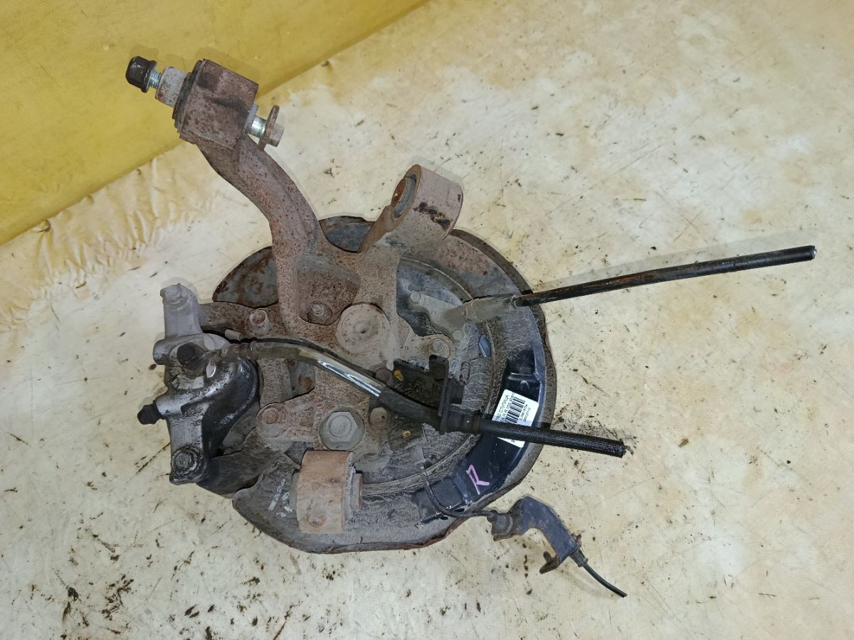 Ступица на Honda Stream RN6 R18A Фото 1