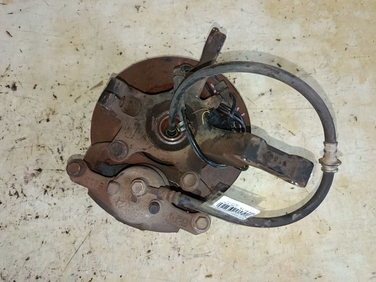 Ступица на Nissan March AK12 CR12DE Фото 1