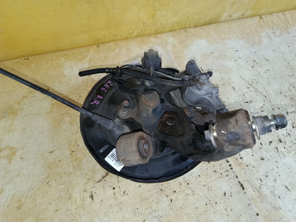 Ступица на Honda Stream RN6 R18A Фото 1