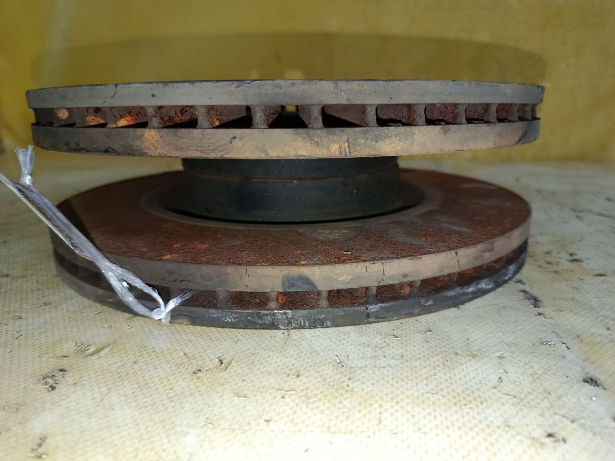 Тормозной диск 40206-CA010, 40206EG000, 92162400, UQ-116-6563, UQ-116F-6563 на Nissan Skyline V36 VQ25HR Фото 2