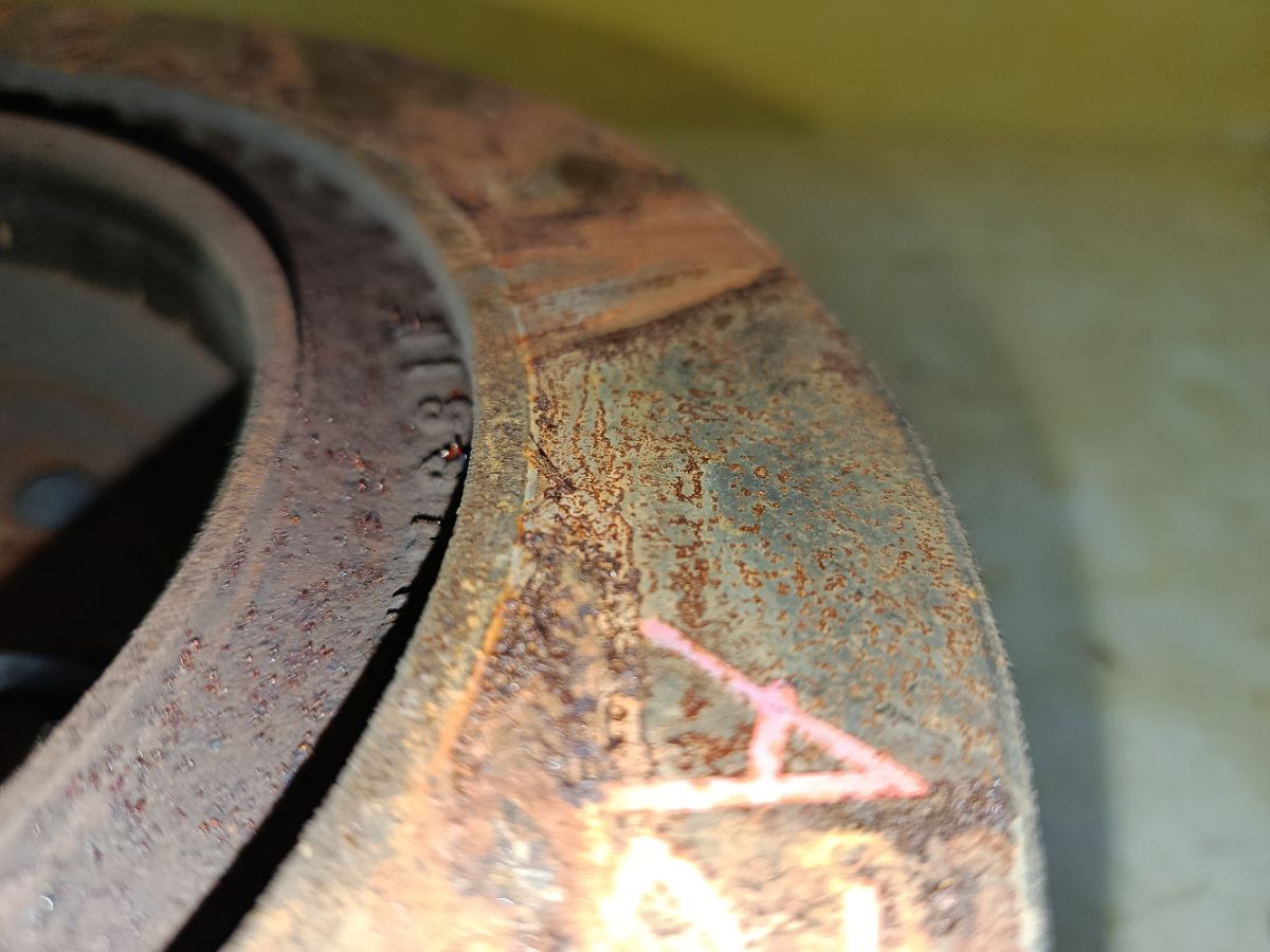 Тормозной диск 432068H304, 432068H305, 432068H700, 432068H701, 432068H702 на Nissan Leaf AZE0 EM57 Фото 3