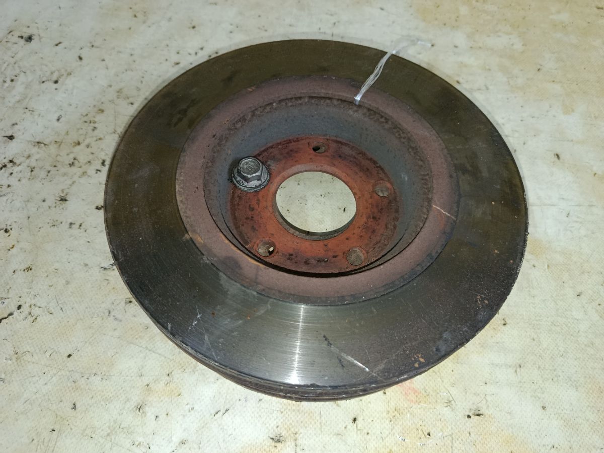 Тормозной диск на Nissan Leaf AZE0 EM57 Фото 1